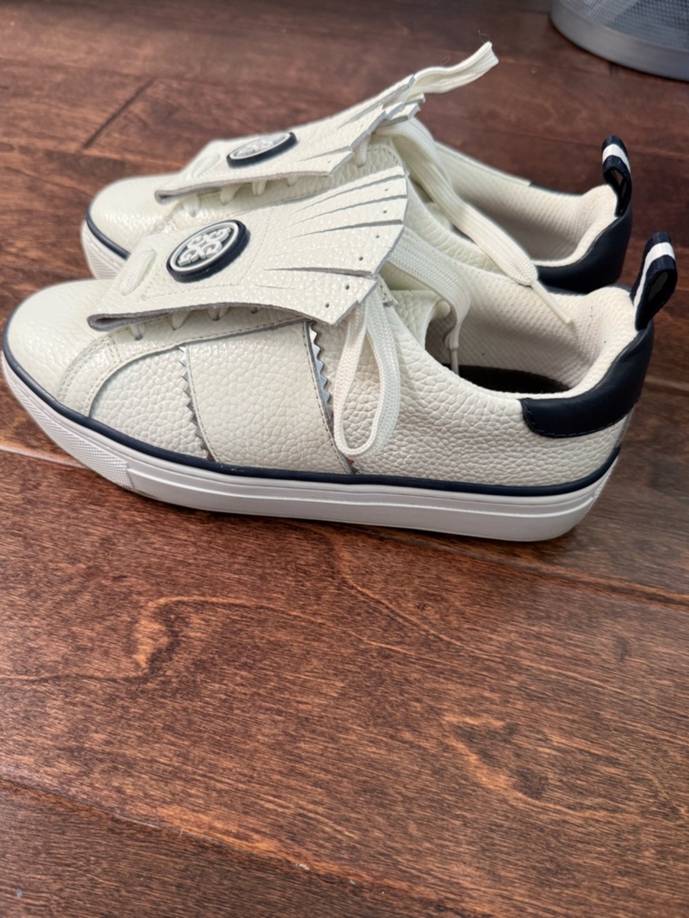G/Fore Womens Kiltie Disruptor Golf Shoes - Snow/Twilight size 6.5 - Picture 5 of 8